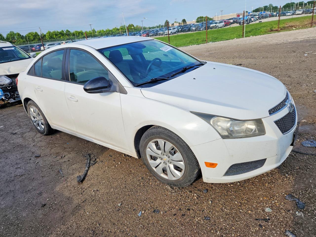 2014 CHEVROLET CRUZE LS photo 10