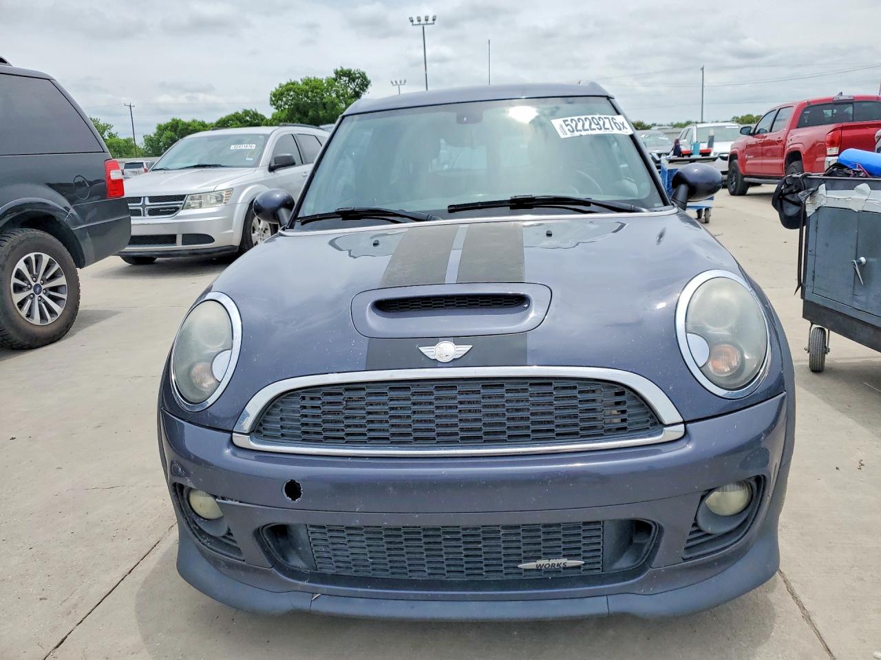 2014 MINI COOPER CLUBMAN JCW photo 9