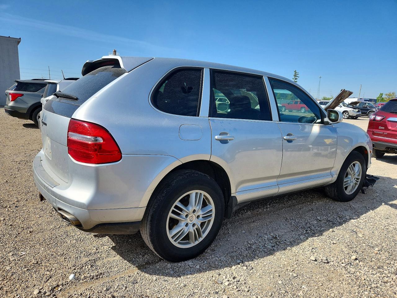 2009 PORSCHE CAYENNE photo 5