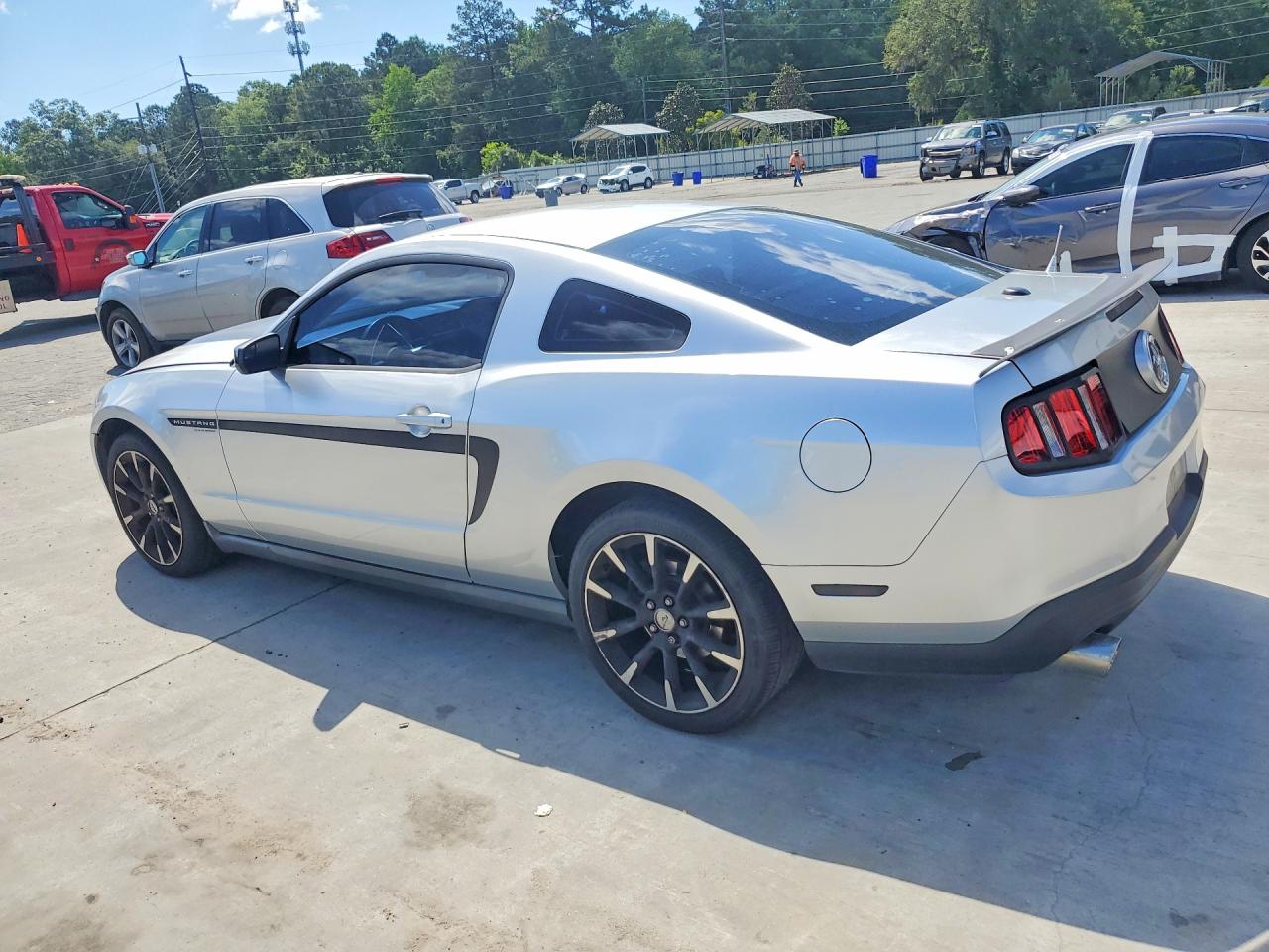2012 FORD MUSTANG photo 3