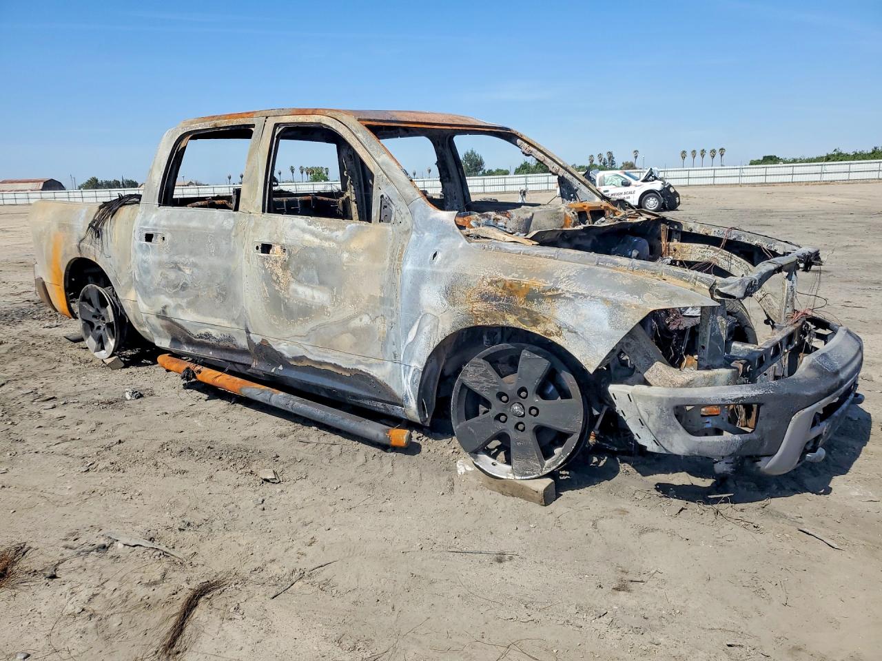2016 RAM 1500 REBEL photo 10