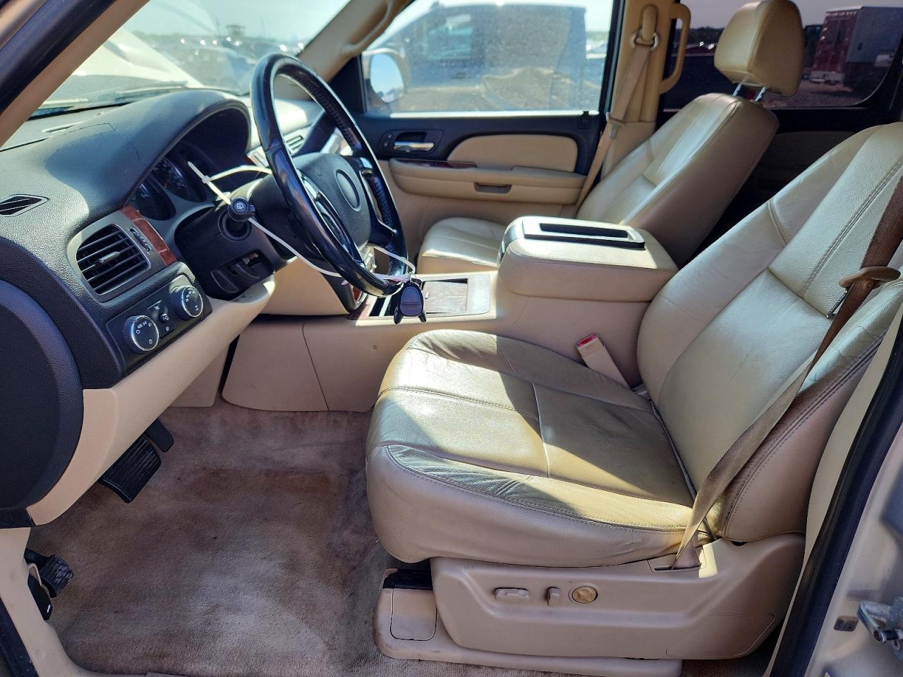 2007 CHEVROLET SUBURBAN K1500 photo 7