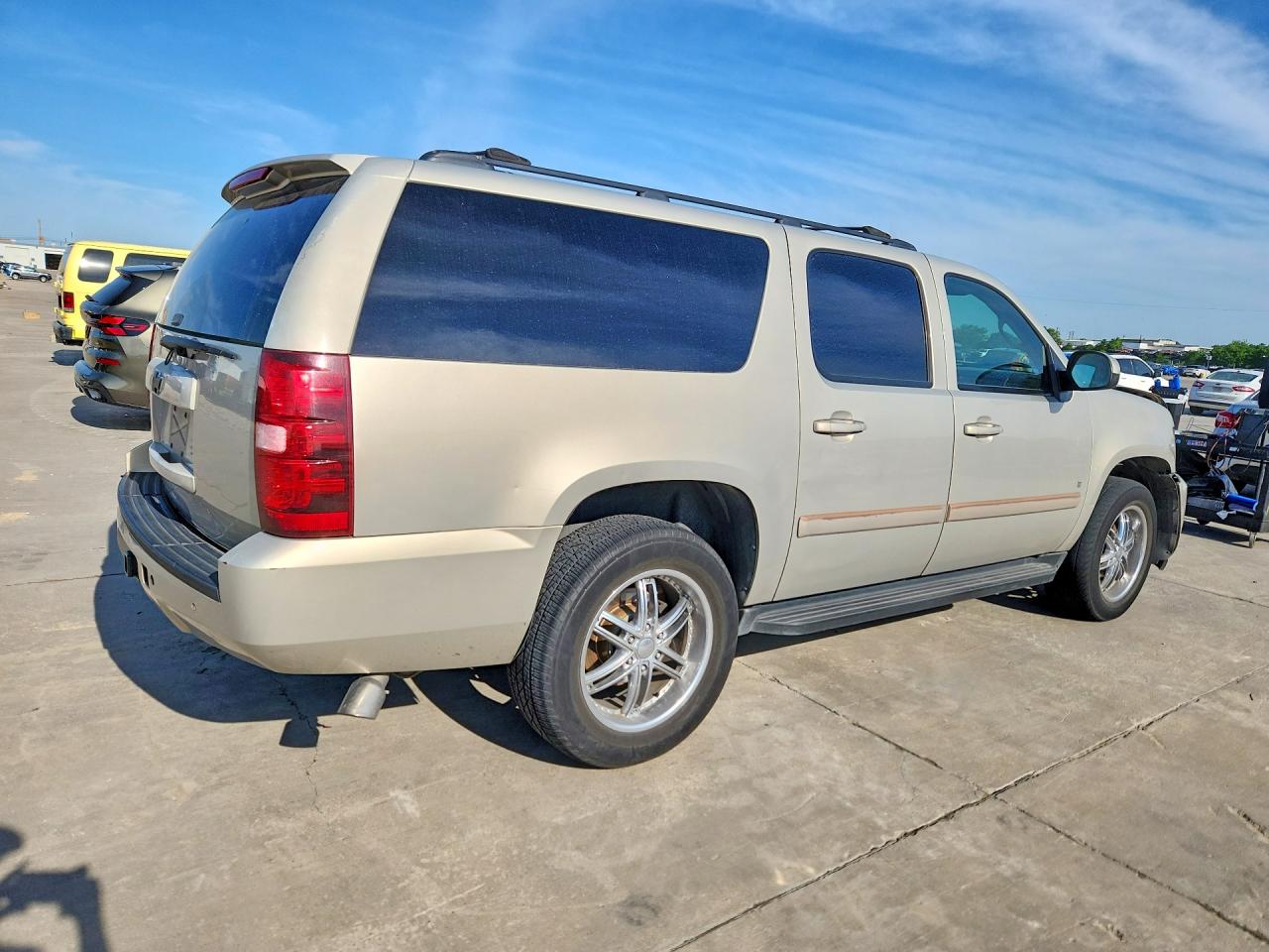 2007 CHEVROLET SUBURBAN K1500 photo 3