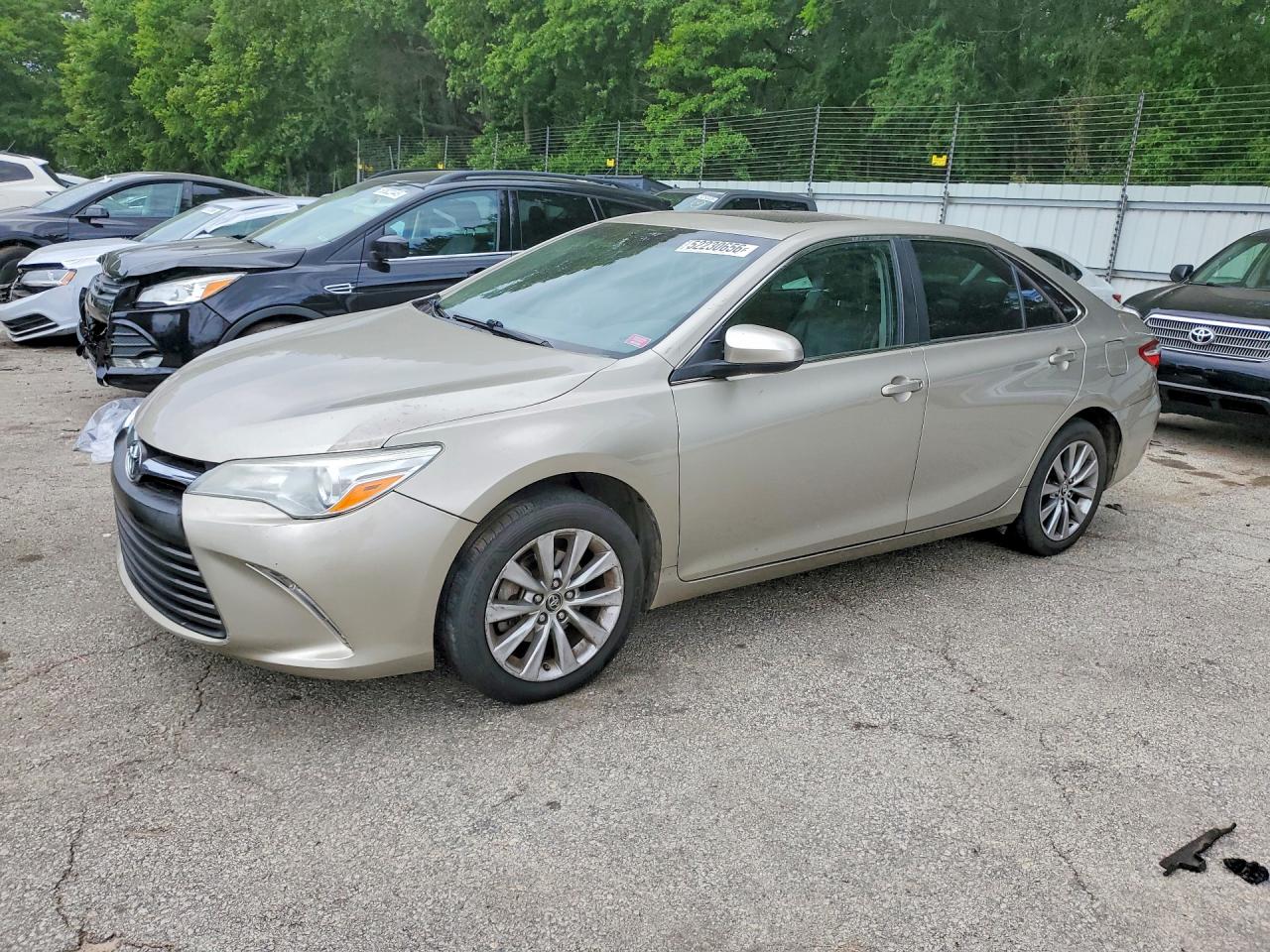2016 TOYOTA CAMRY