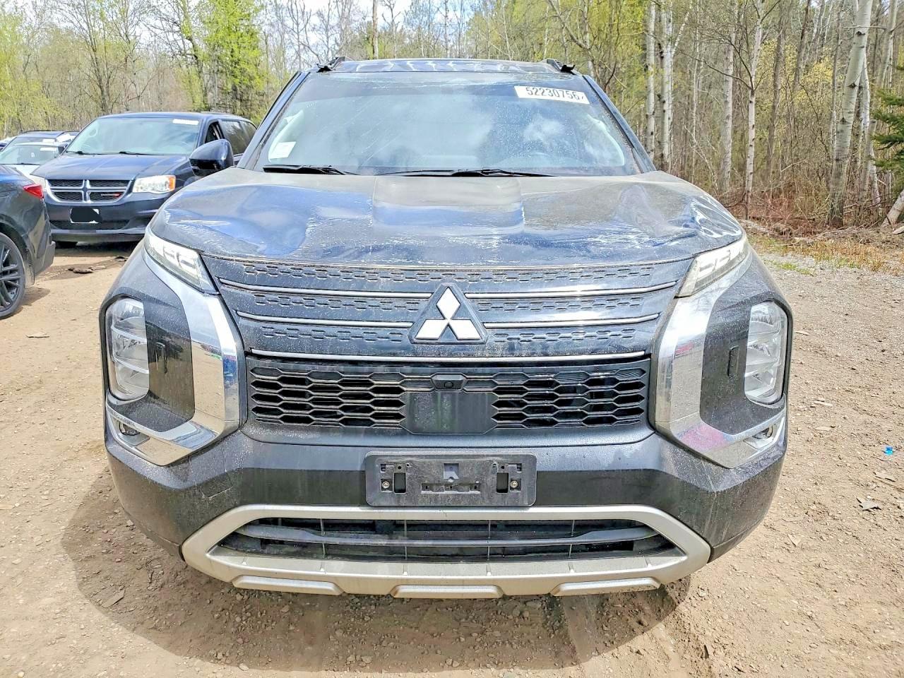 2024 MITSUBISHI OUTLANDER SE photo 13