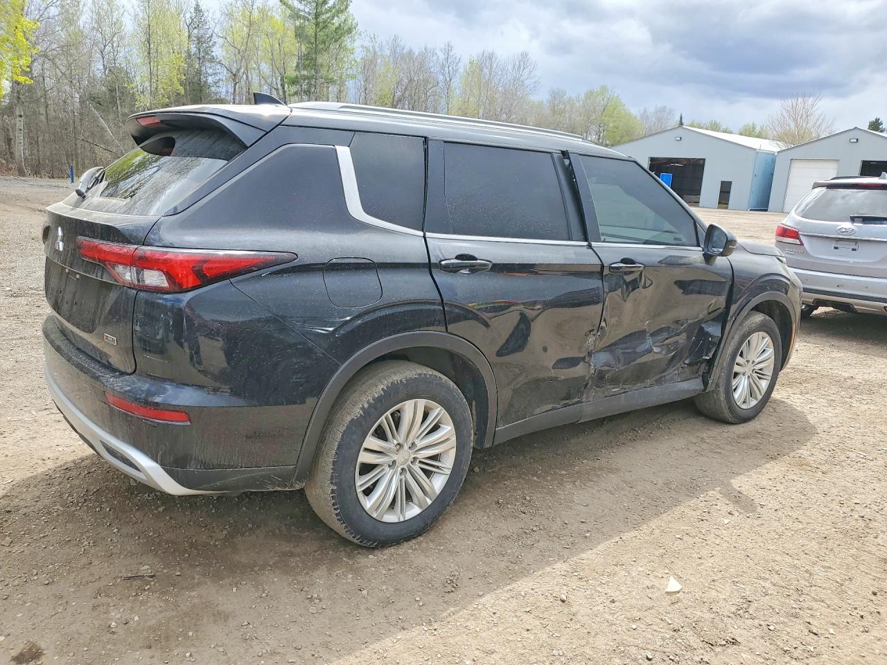 2024 MITSUBISHI OUTLANDER SE photo 7