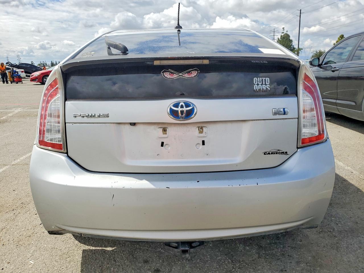 2012 TOYOTA PRIUS THREE photo 6