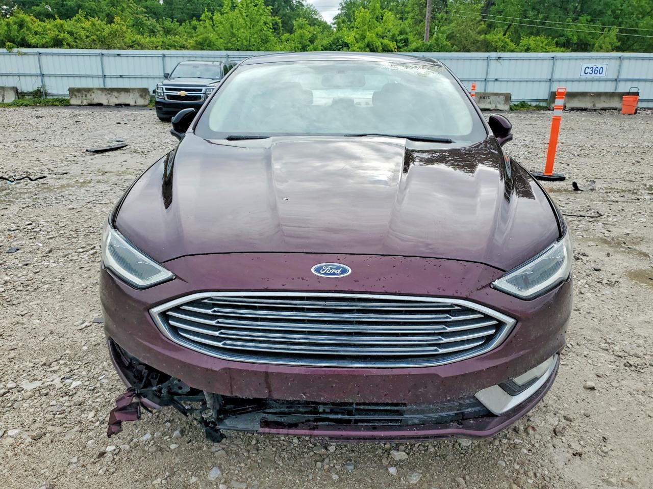 2017 FORD FUSION SE photo 9