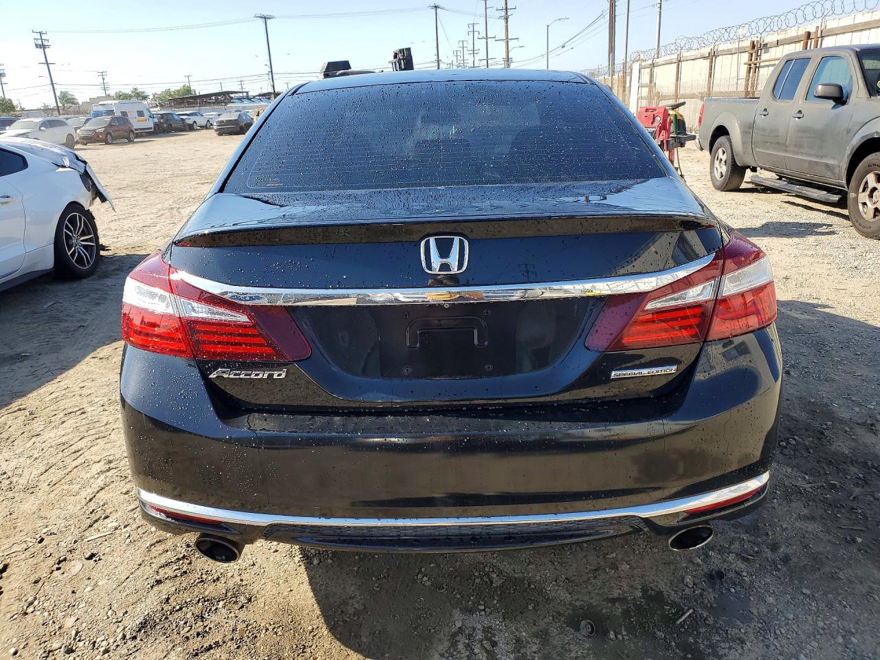2017 HONDA ACCORD SPORT SPECIAL EDITION photo 11