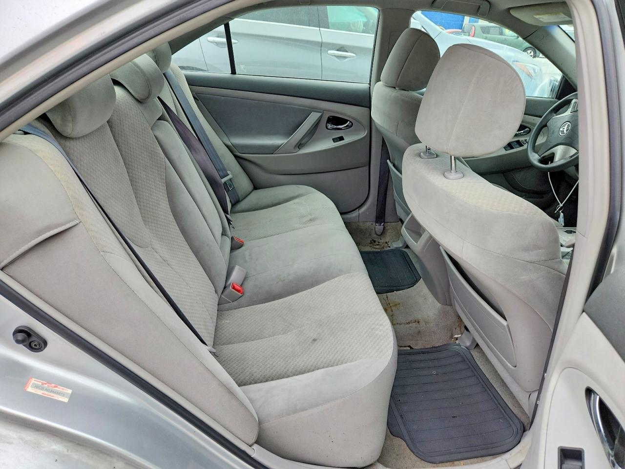 2007 TOYOTA CAMRY LE photo 28