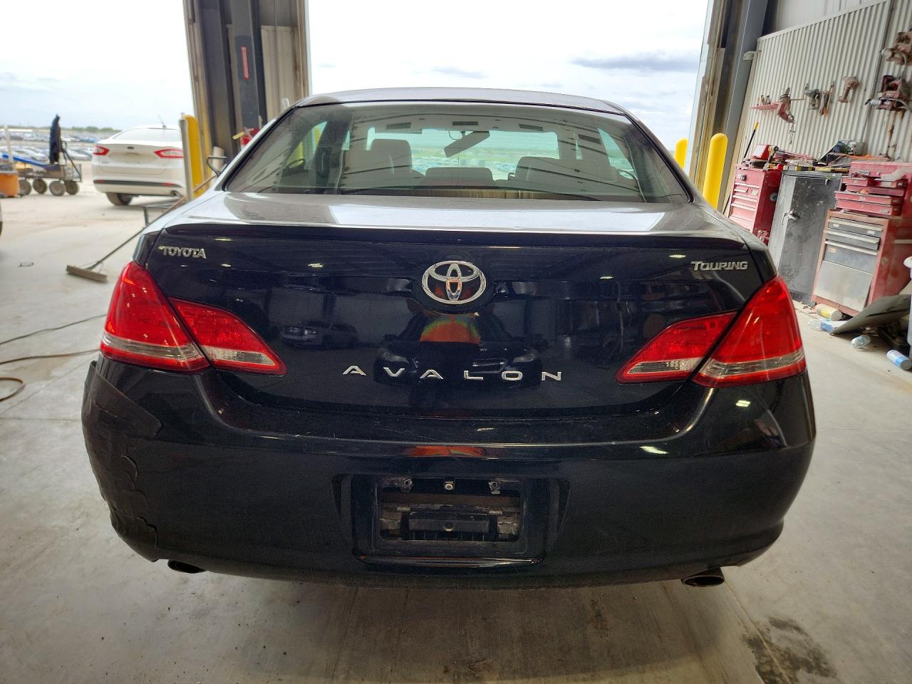 2005 TOYOTA AVALON TOURING photo 11