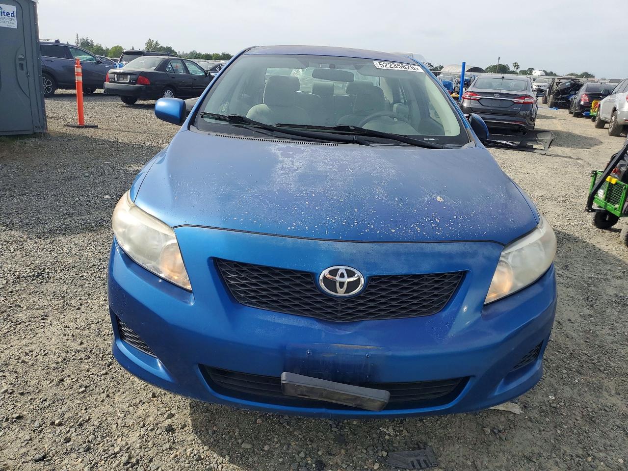 2010 TOYOTA COROLLA LE photo 9
