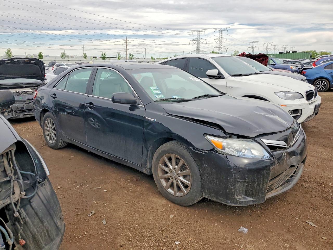2011 TOYOTA CAMRY HYBRID photo 4