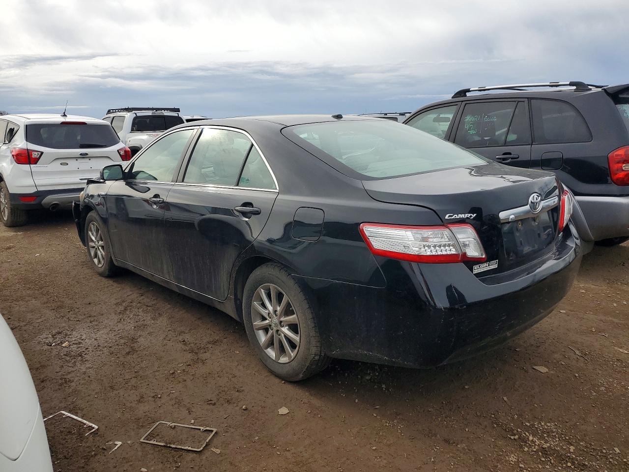 2011 TOYOTA CAMRY HYBRID photo 2