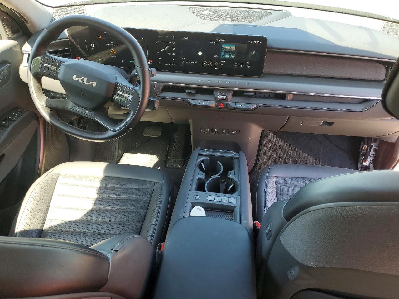 2024 KIA EV9 LAND photo 15