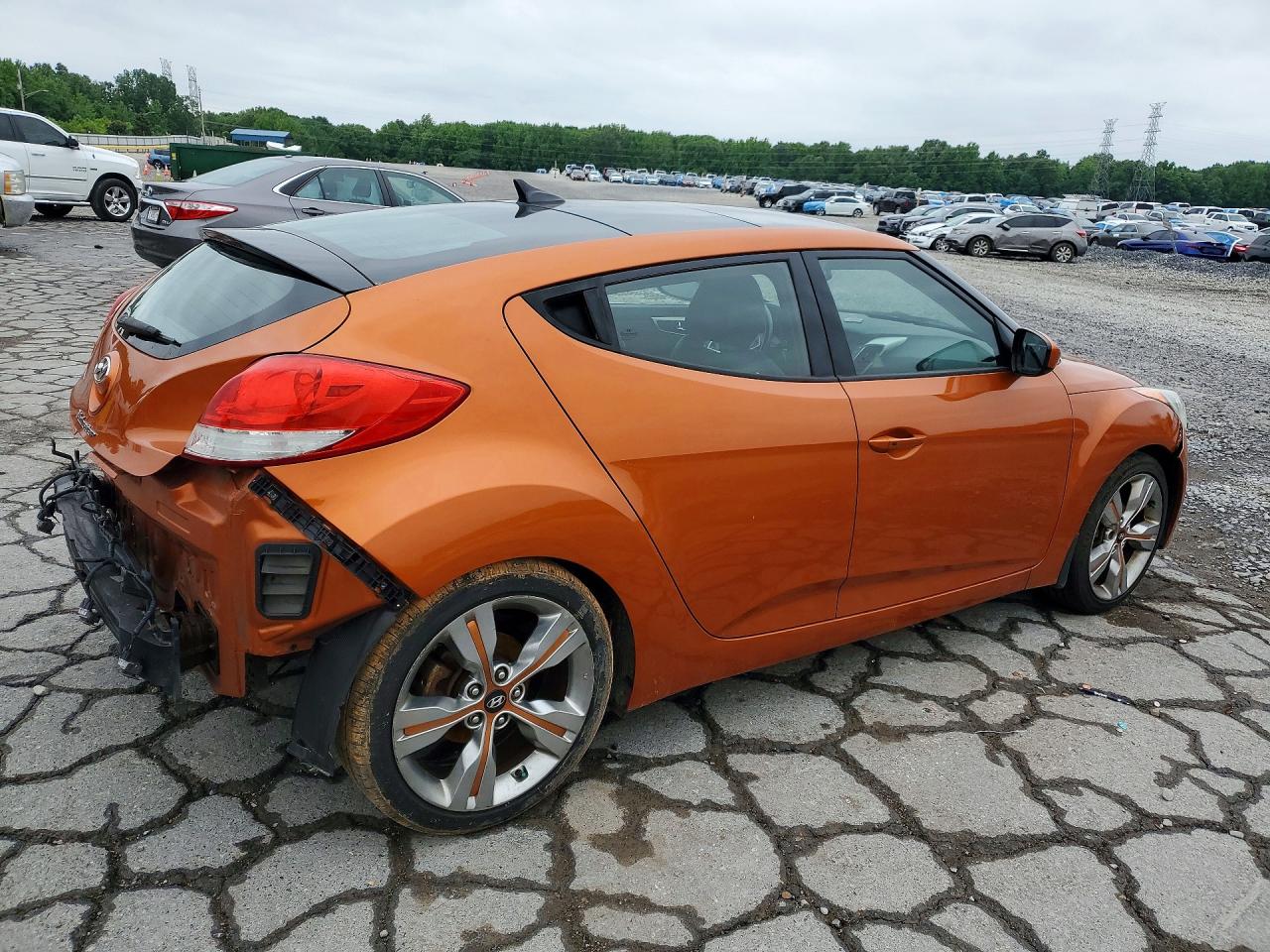 2012 HYUNDAI VELOSTER BASE photo 5