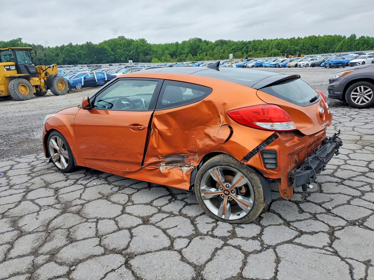 2012 HYUNDAI VELOSTER BASE photo 3