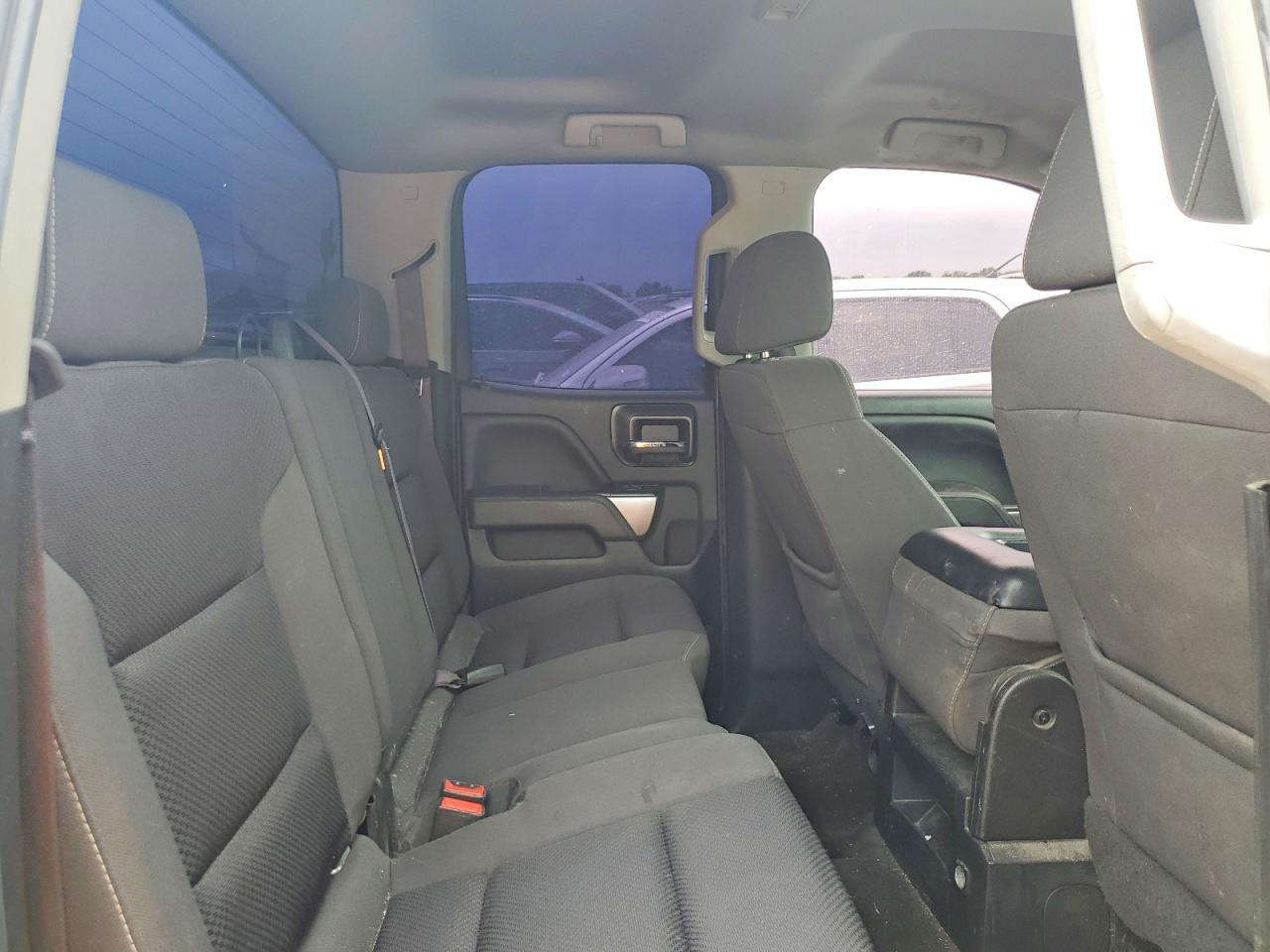 2017 CHEVROLET SILVERADO K1500 LT photo 19