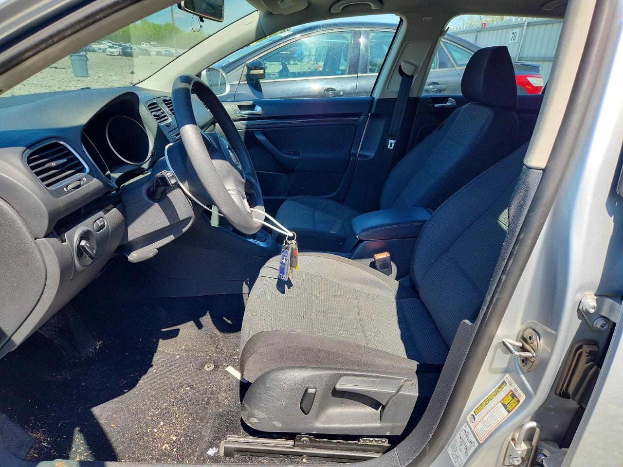 2012 VOLKSWAGEN JETTA S photo 19