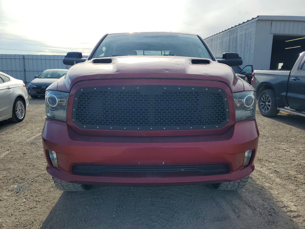 2014 RAM 1500 SPORT photo 9