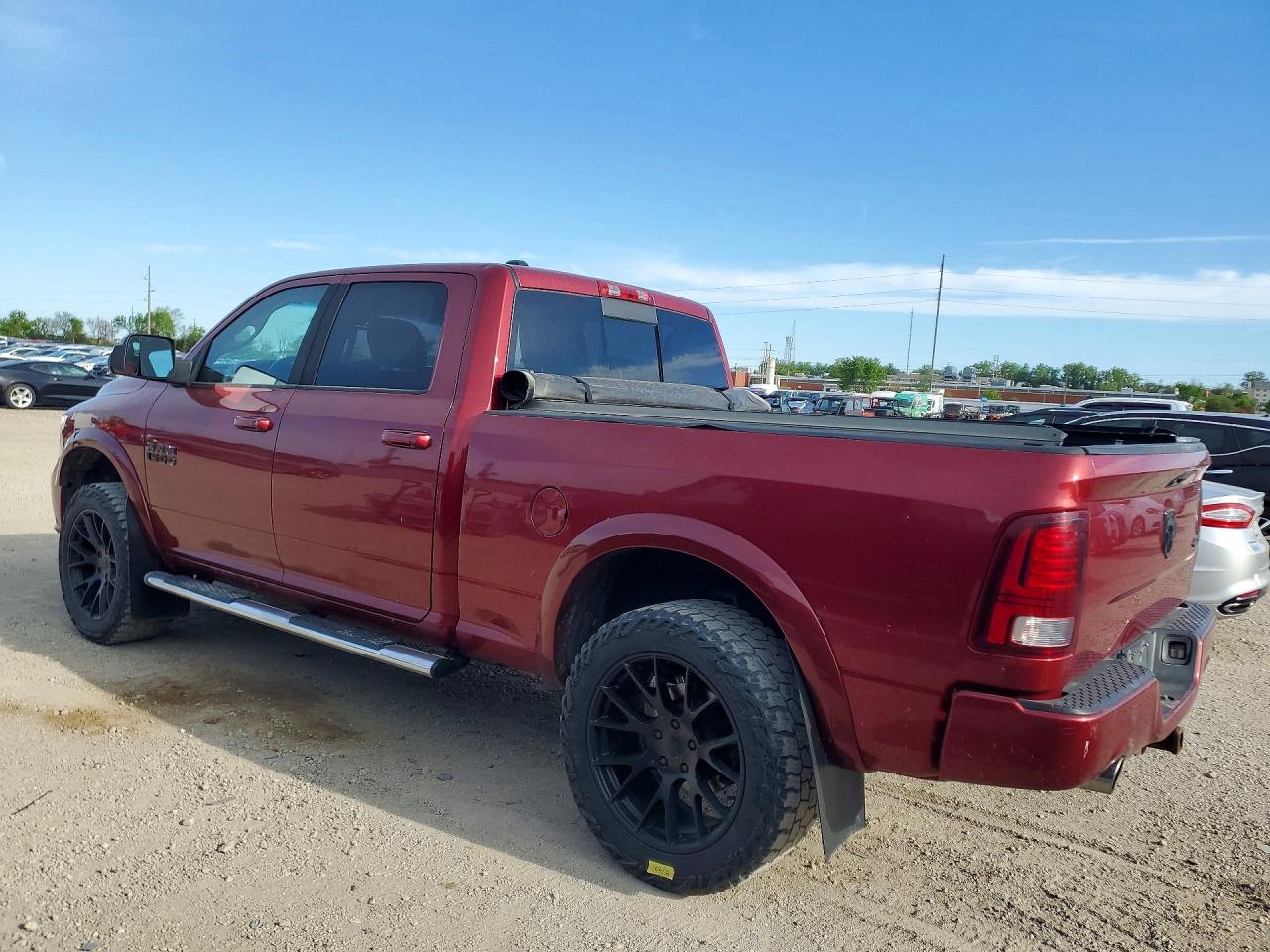 2014 RAM 1500 SPORT photo 3