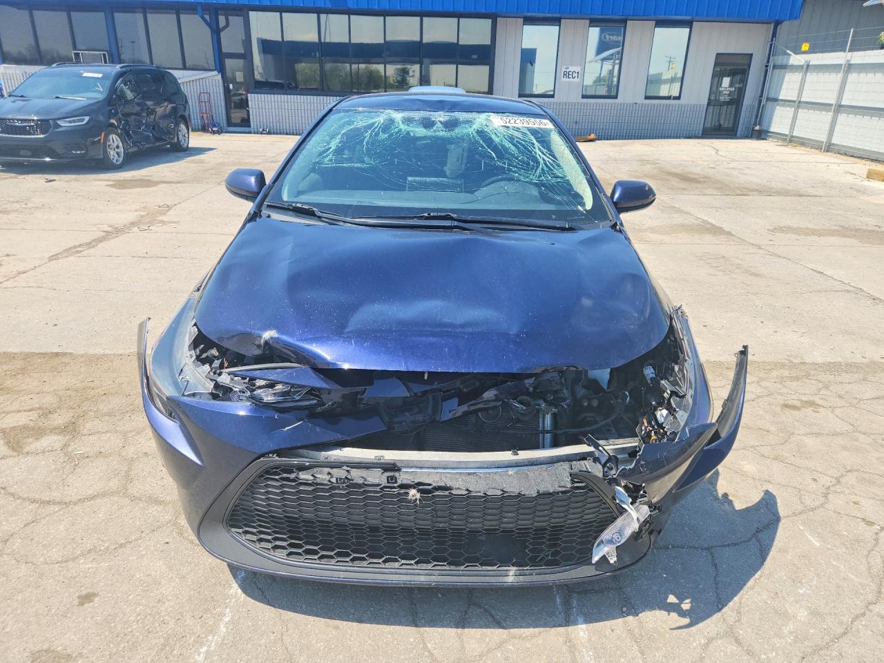 2021 TOYOTA COROLLA LE photo 9