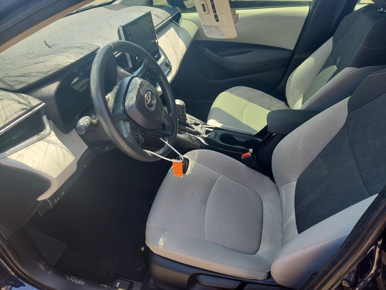 2021 TOYOTA COROLLA LE photo 13