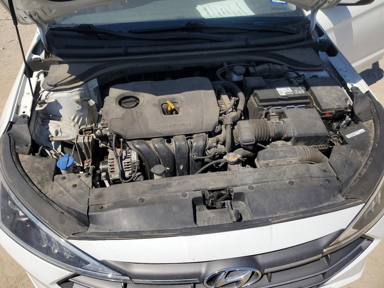 2020 HYUNDAI ELANTRA SEL photo 21
