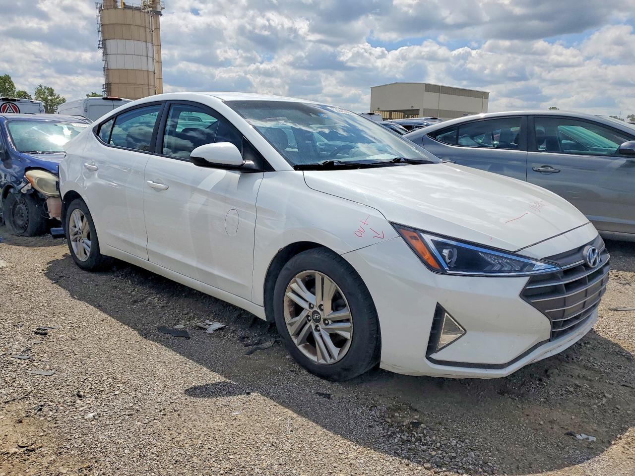 2020 HYUNDAI ELANTRA SEL photo 7