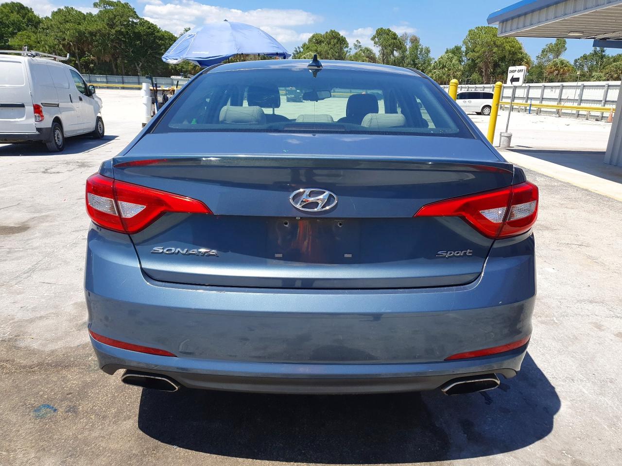 2015 HYUNDAI SONATA SPORT photo 11