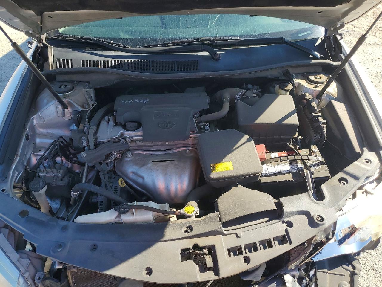 2013 TOYOTA CAMRY XLE photo 31