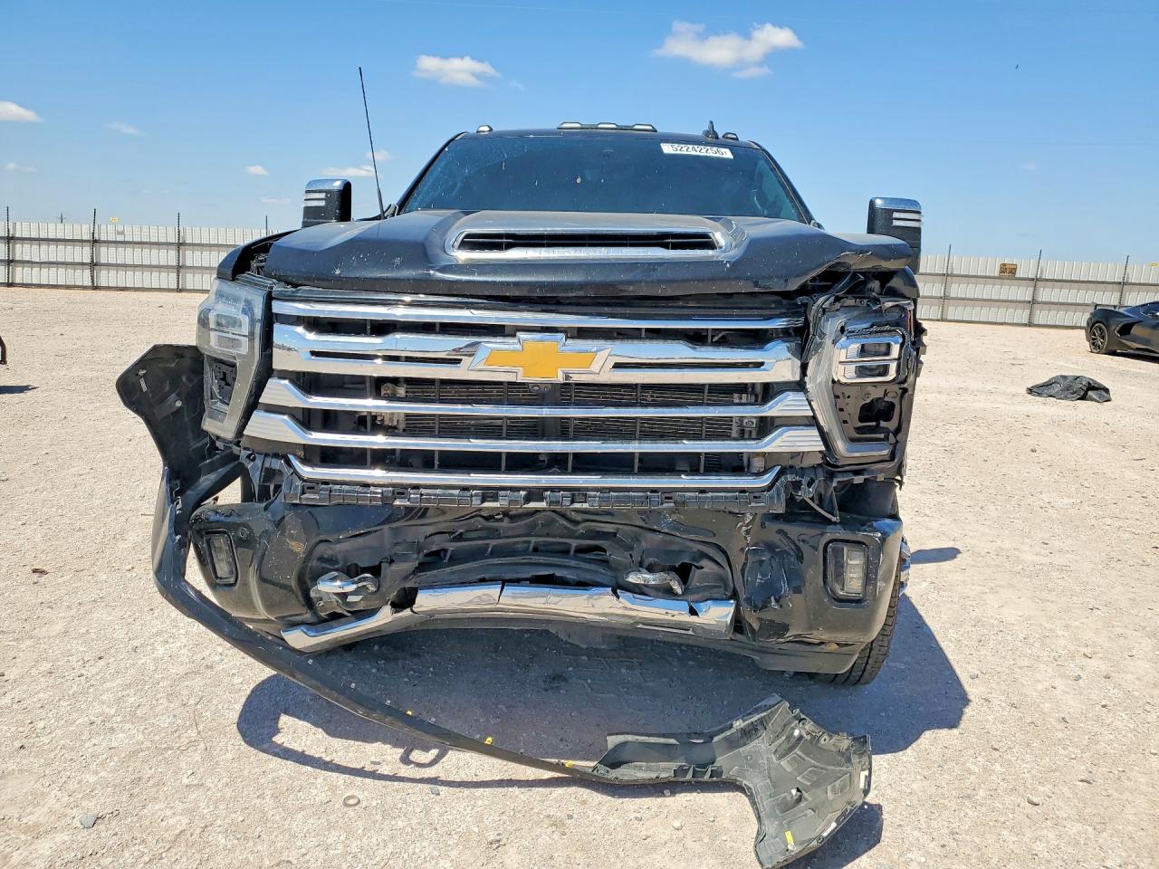 2025 CHEVROLET SILVERADO K3500 HIGH COUNTRY photo 13