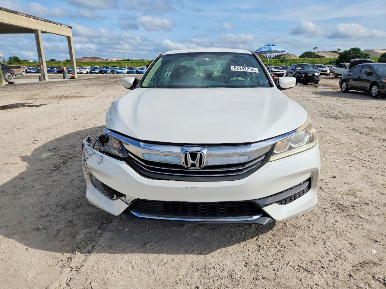 2016 HONDA ACCORD LX photo 9