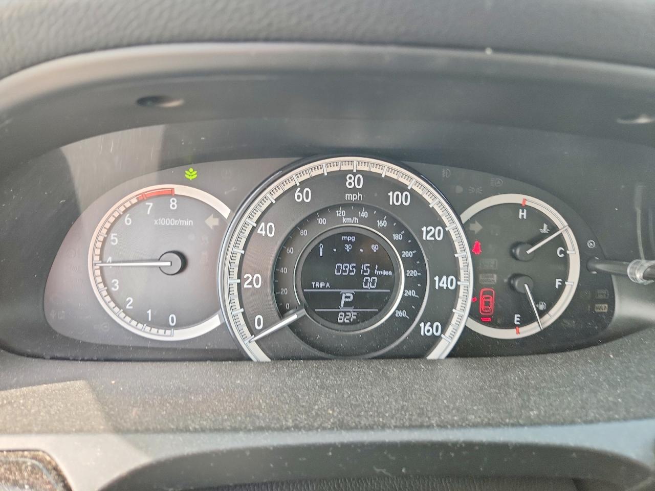 2016 HONDA ACCORD LX photo 17