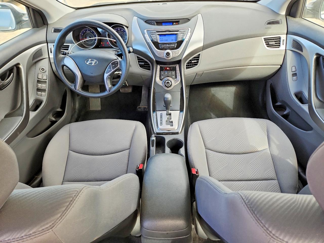 2013 HYUNDAI ELANTRA GLS photo 22