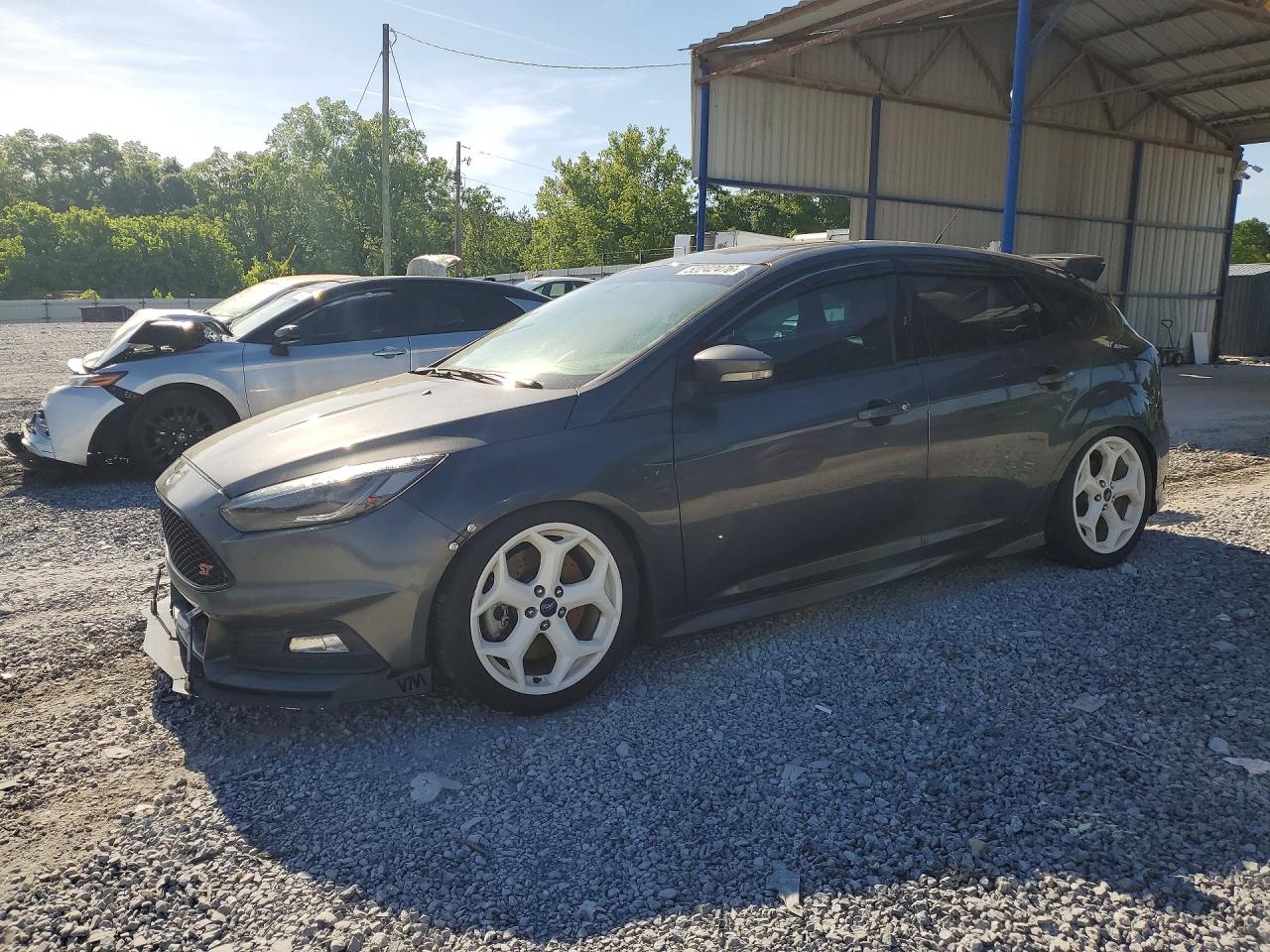 2018 FORD FOCUS
