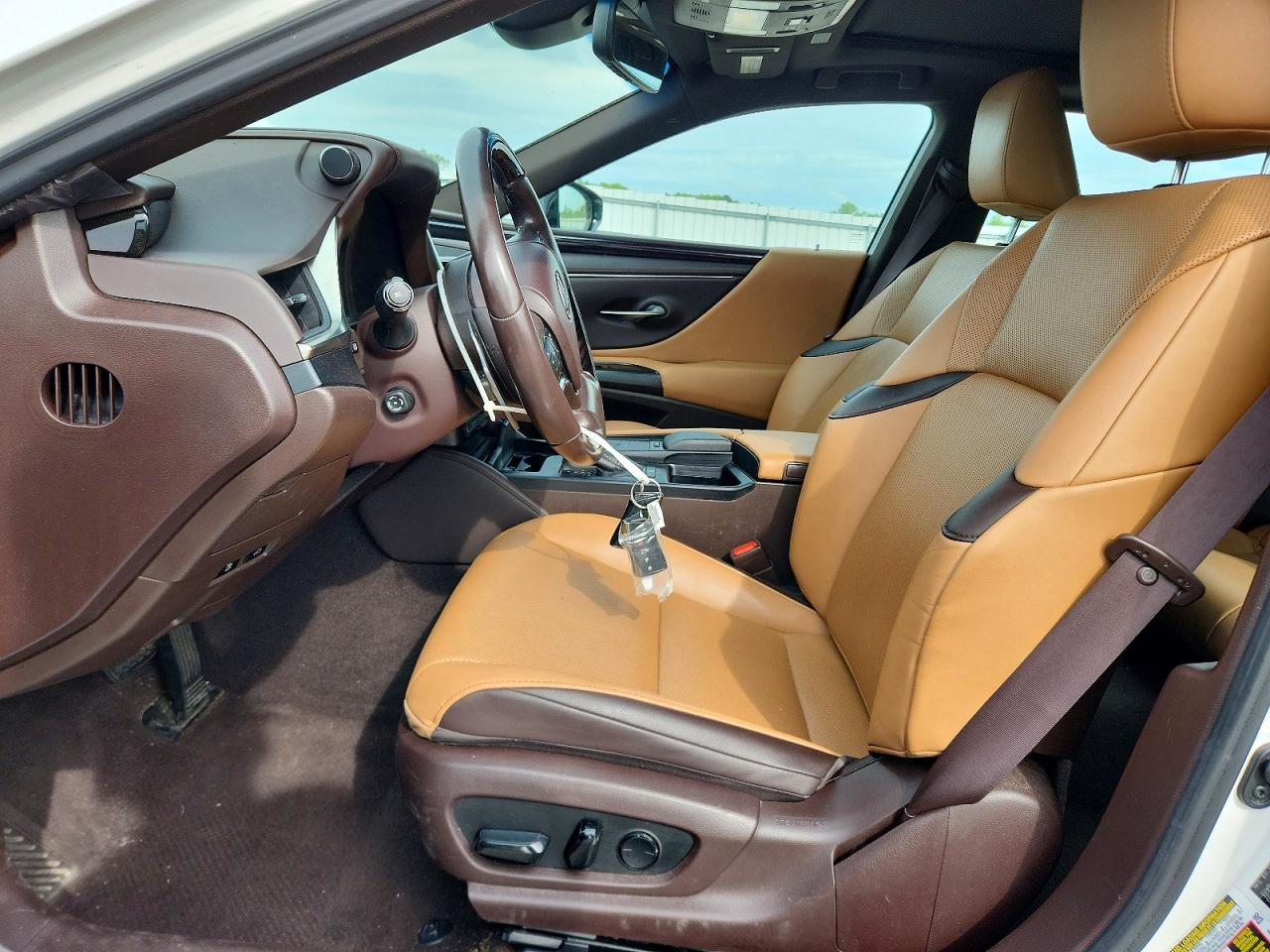 2020 LEXUS ES 350 photo 13