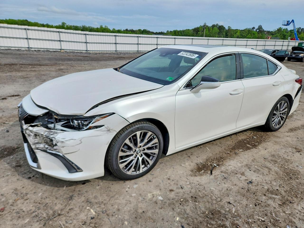 2020 LEXUS ES