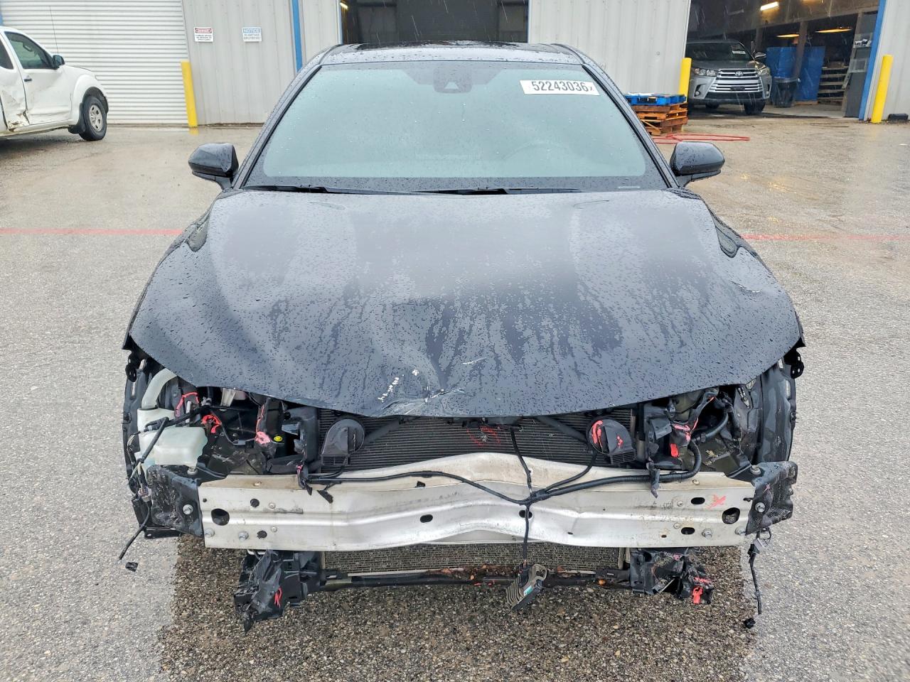 2021 TOYOTA CAMRY SE photo 9