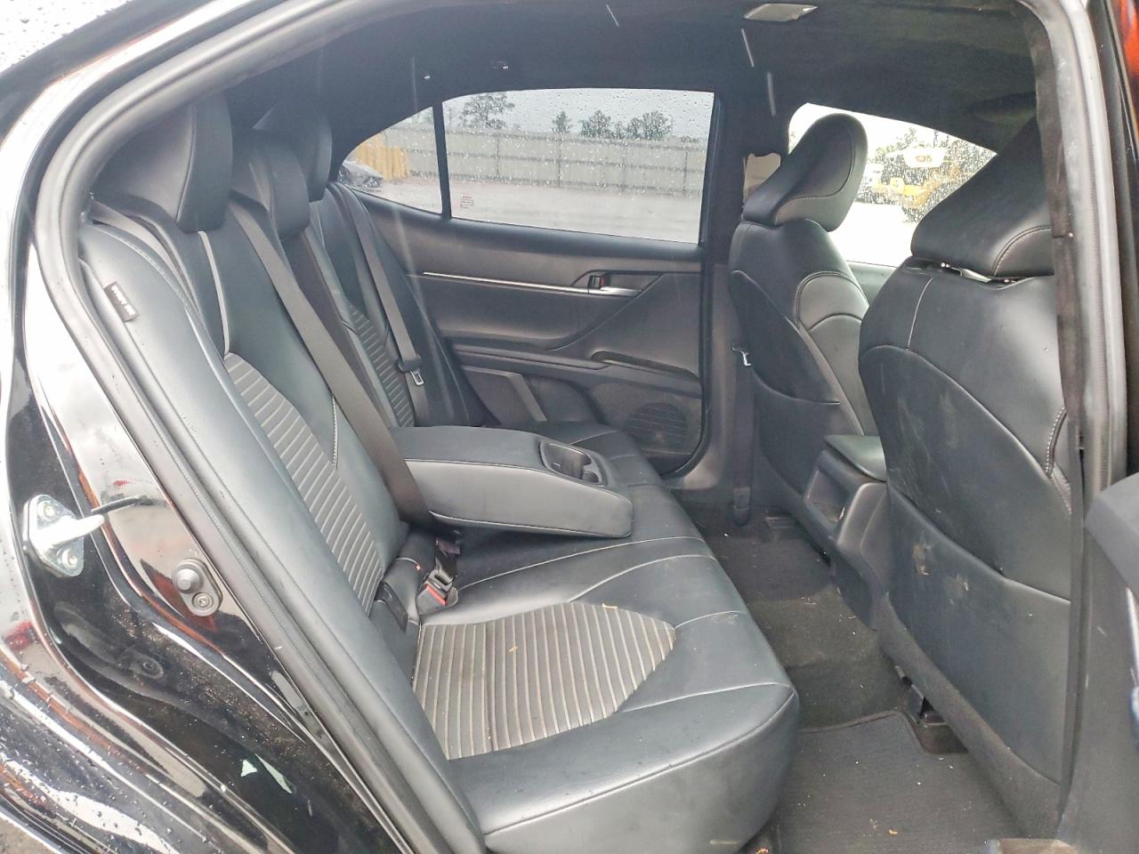 2021 TOYOTA CAMRY SE photo 19