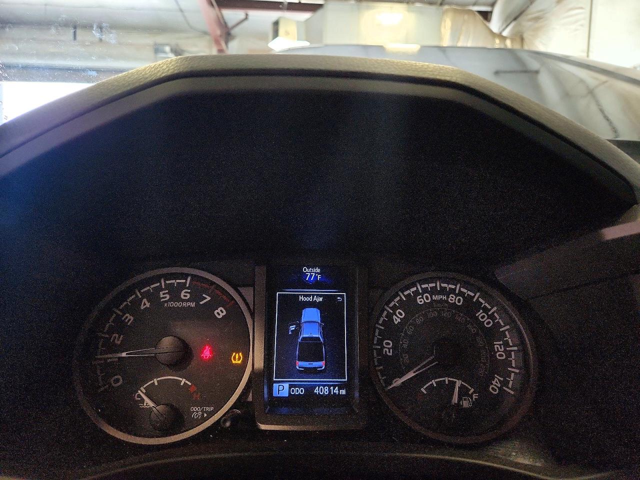 2019 TOYOTA TACOMA TRD OFF-ROAD photo 9