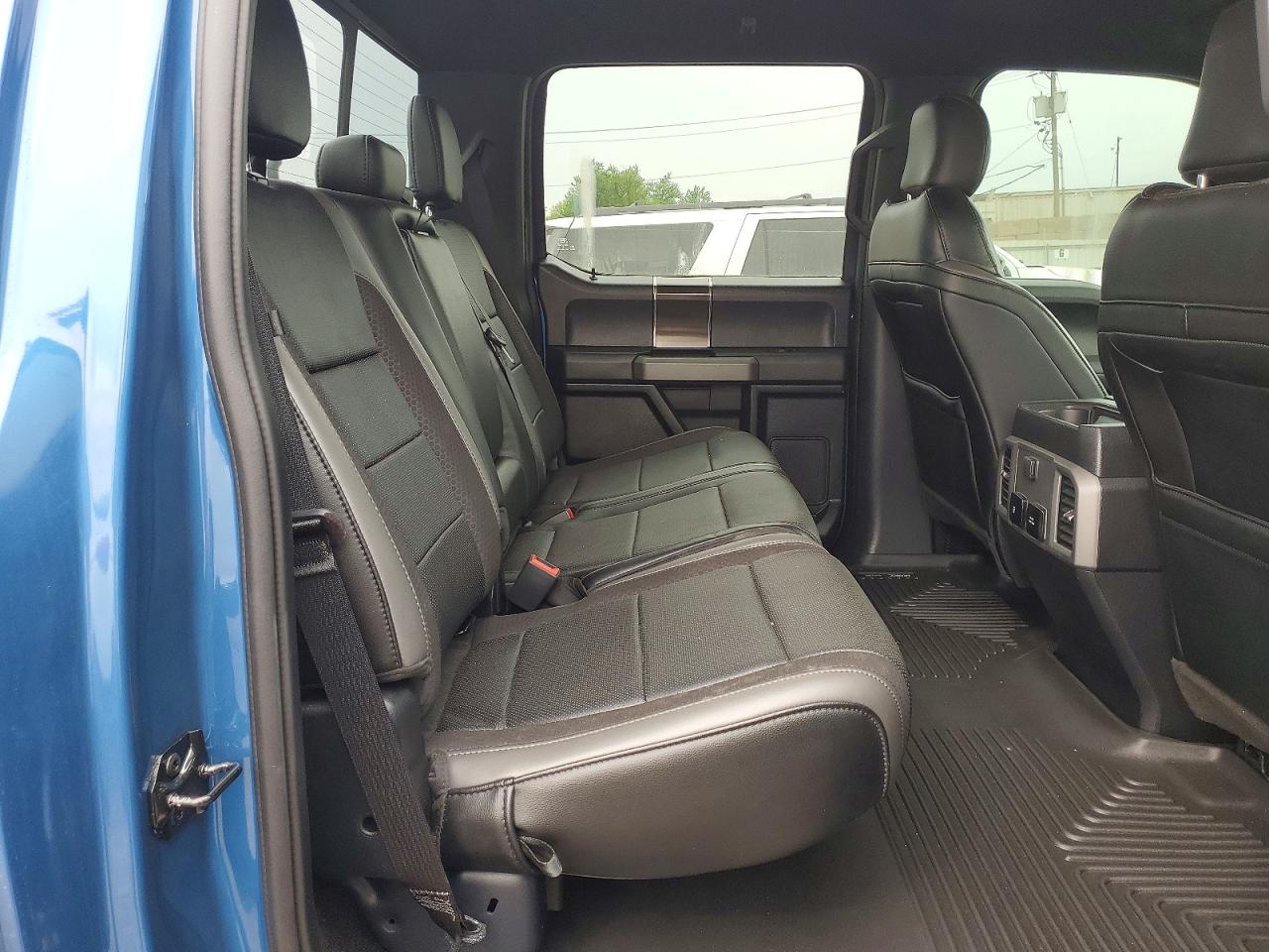 2019 FORD F150 RAPTOR photo 19