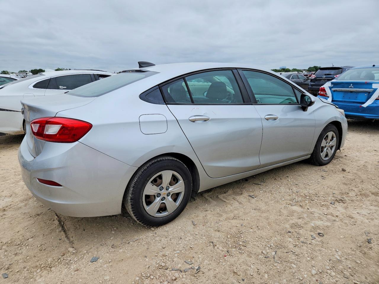 2016 CHEVROLET CRUZE LS photo 7