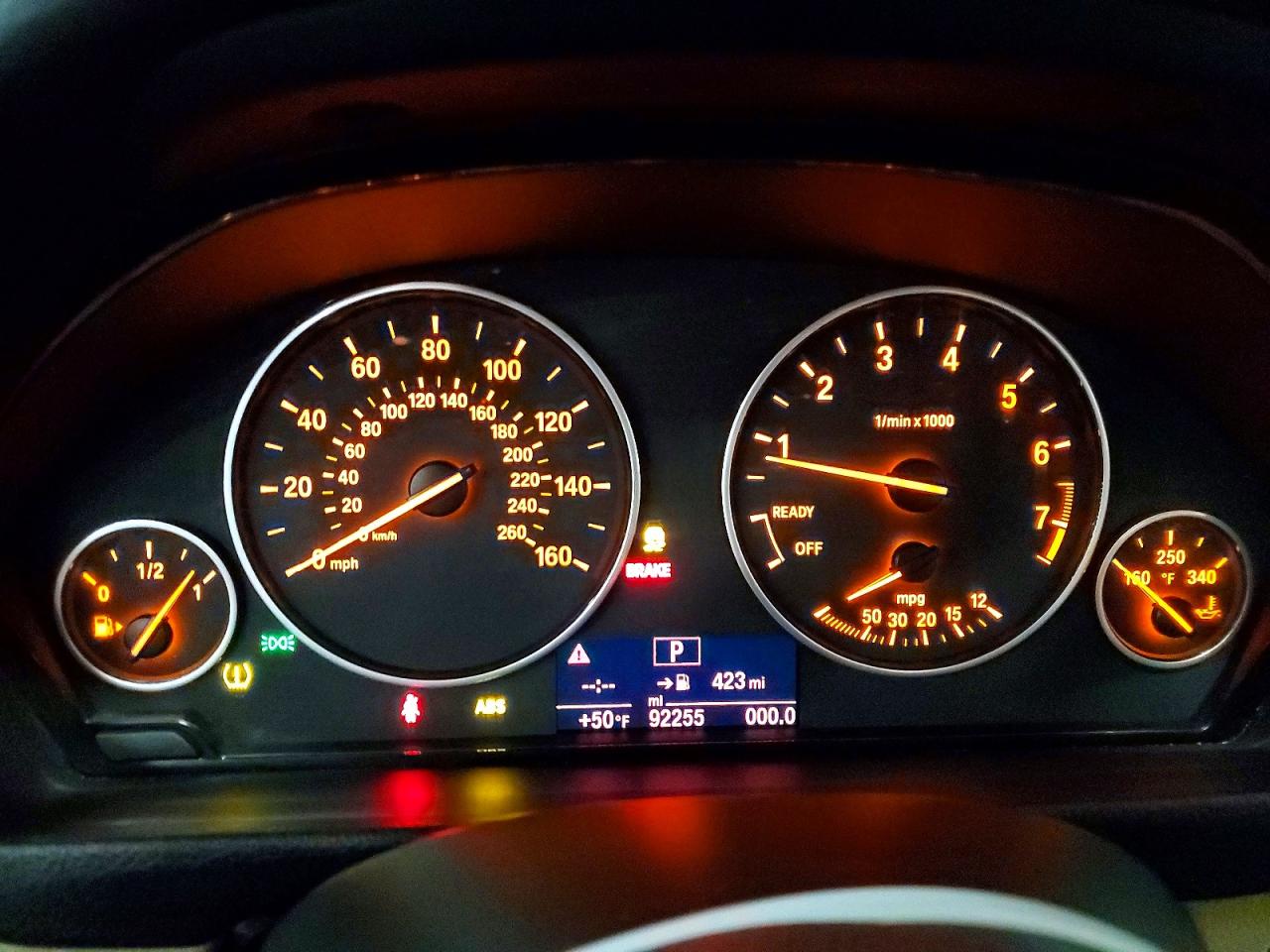 2014 BMW 320 I XDRIVE photo 25