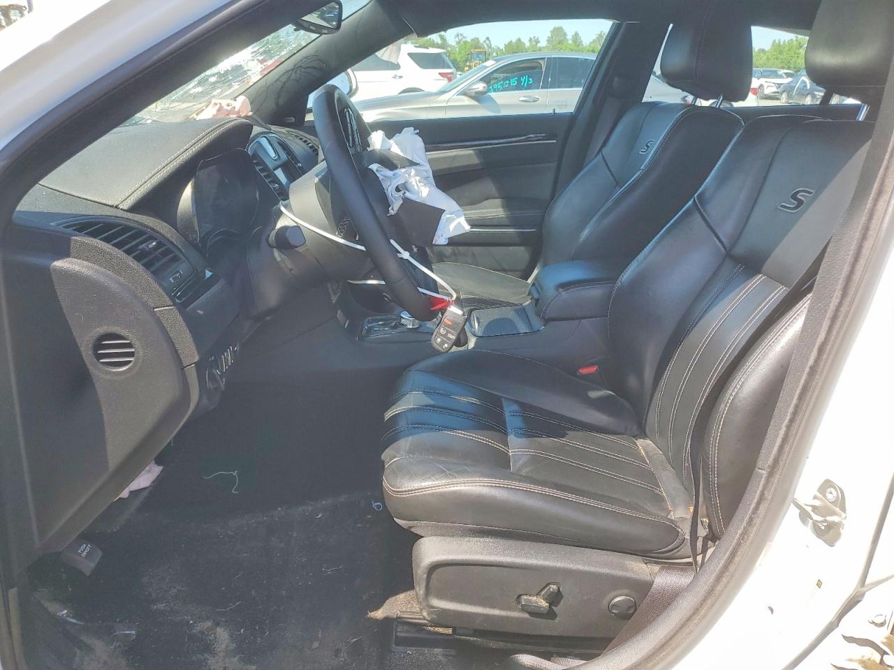 2023 CHRYSLER 300 S photo 13