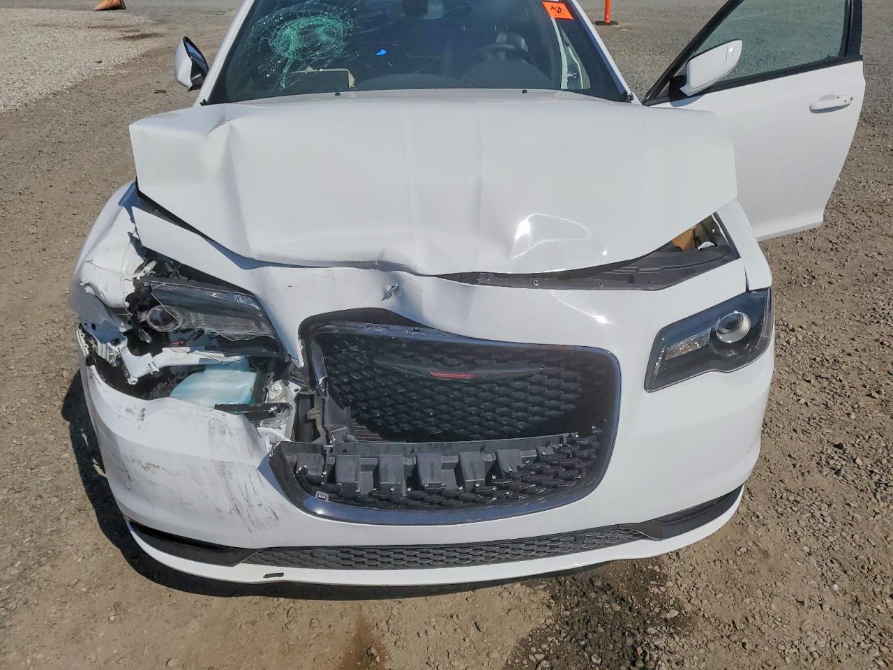 2023 CHRYSLER 300 S photo 21