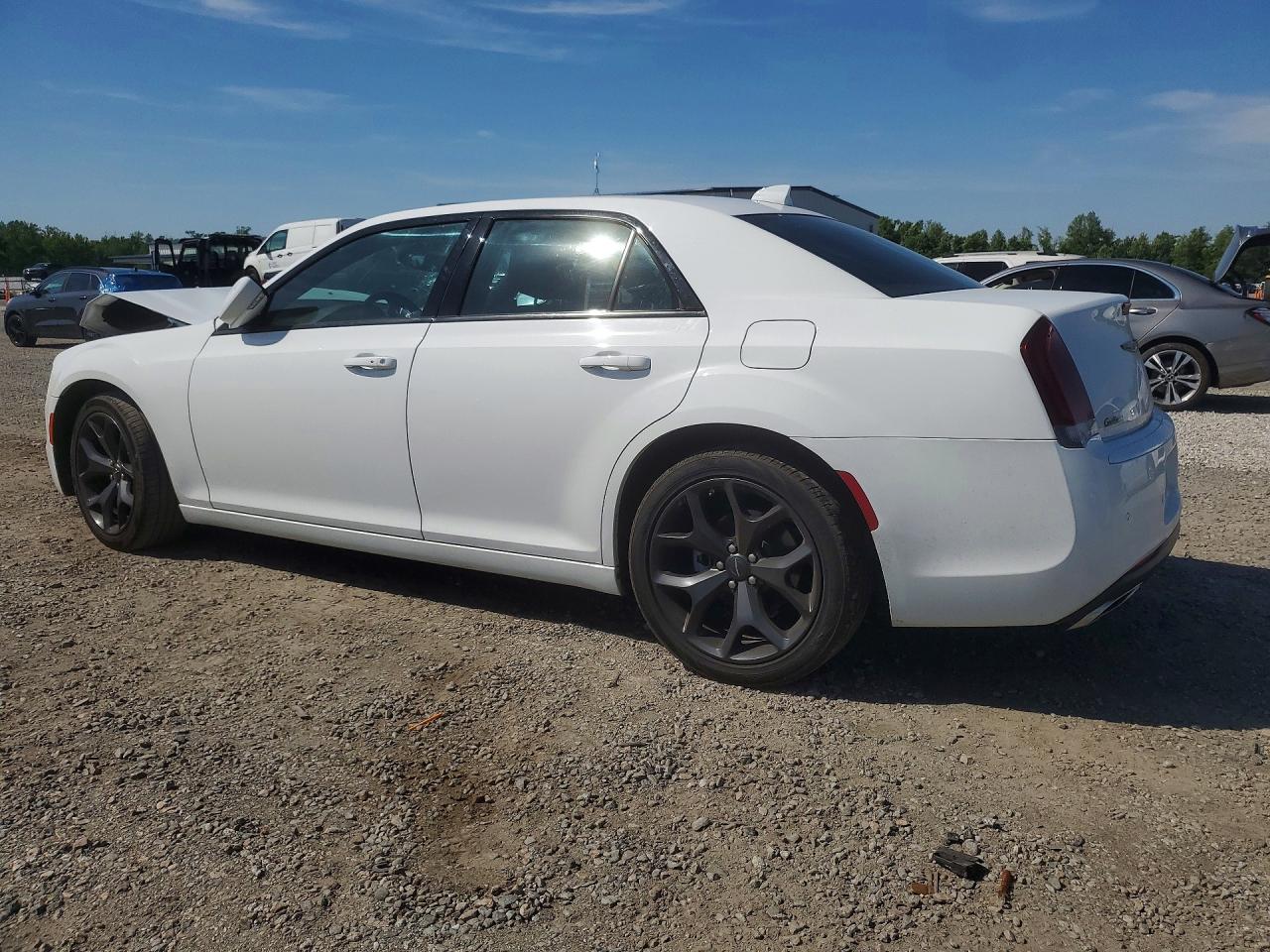 2023 CHRYSLER 300 S photo 3