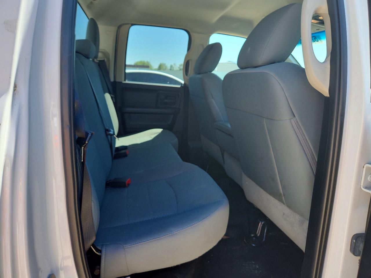 2018 RAM 1500 ST photo 19