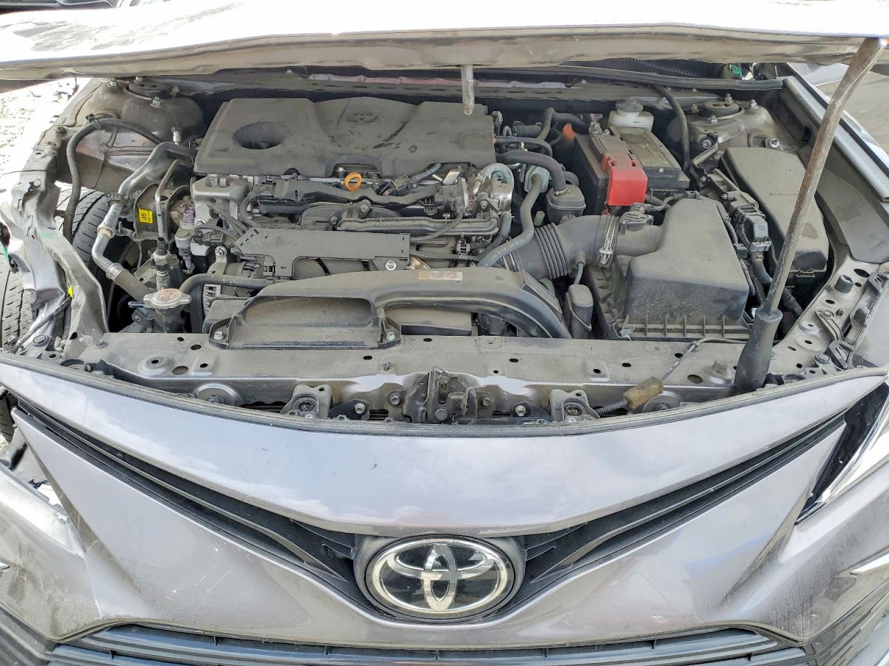2021 TOYOTA CAMRY LE photo 31