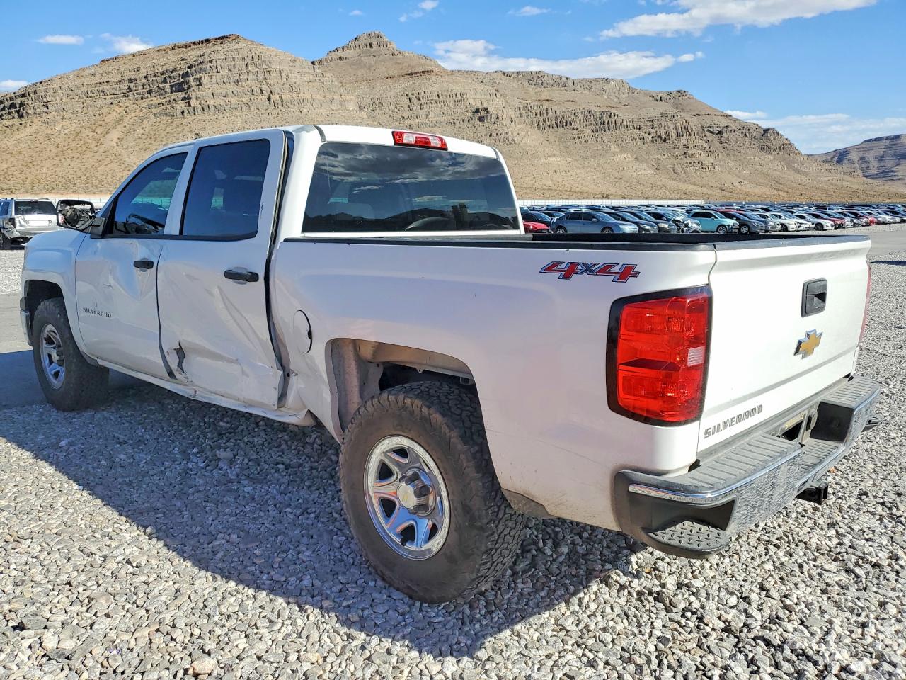 2015 CHEVROLET SILVERADO K1500 photo 2